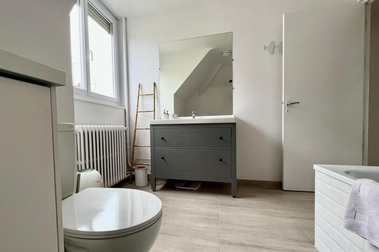 La Triolette: Renovated Charm in Old Coutainville Agon-Coutainville Exterior photo